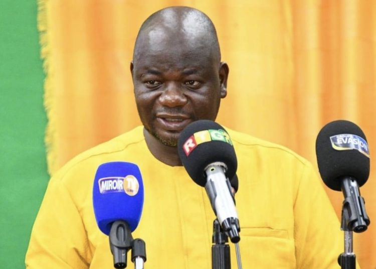 Ministère des Sports : Bogola Haba Kéamou à la place de Bea Diallo