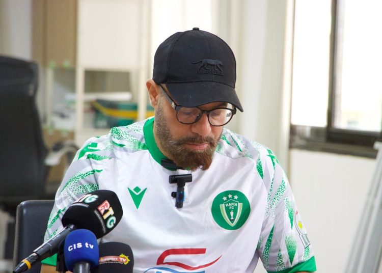 Ligue 1 Guicopres : Un technicien algérien prend les commandes du Hafia FC