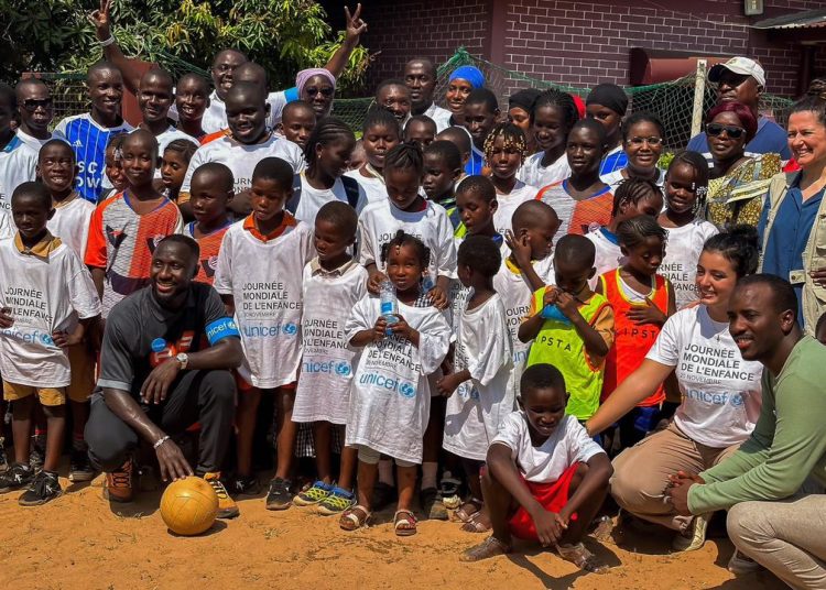 Journée des Droits de l’enfant : Naby Keita auprès des enfants malvoyants